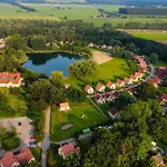 Prázdninový dům Vrijstaande 6 Persoons Hottub En Pizzaoven Op