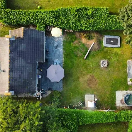 Vakantiehuis Vrijstaande 6 Persoons Hottub En Pizzaoven Op Ewijk