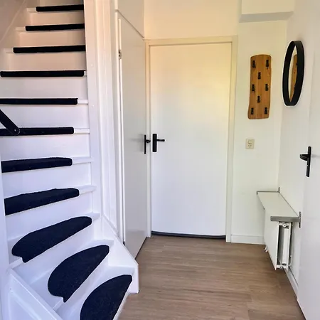 Holiday home Vrijstaande 6 Persoons Hottub En Pizzaoven Op *