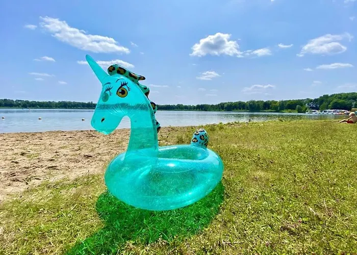 Vrijstaande 6 Persoons Hottub En Pizzaoven Op *