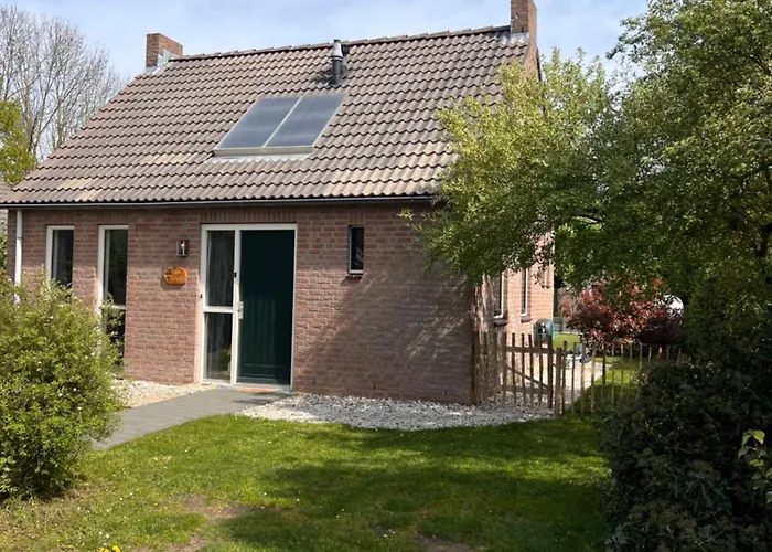 Vrijstaande 6 Persoons Hottub En Pizzaoven Op Dom wakacyjny